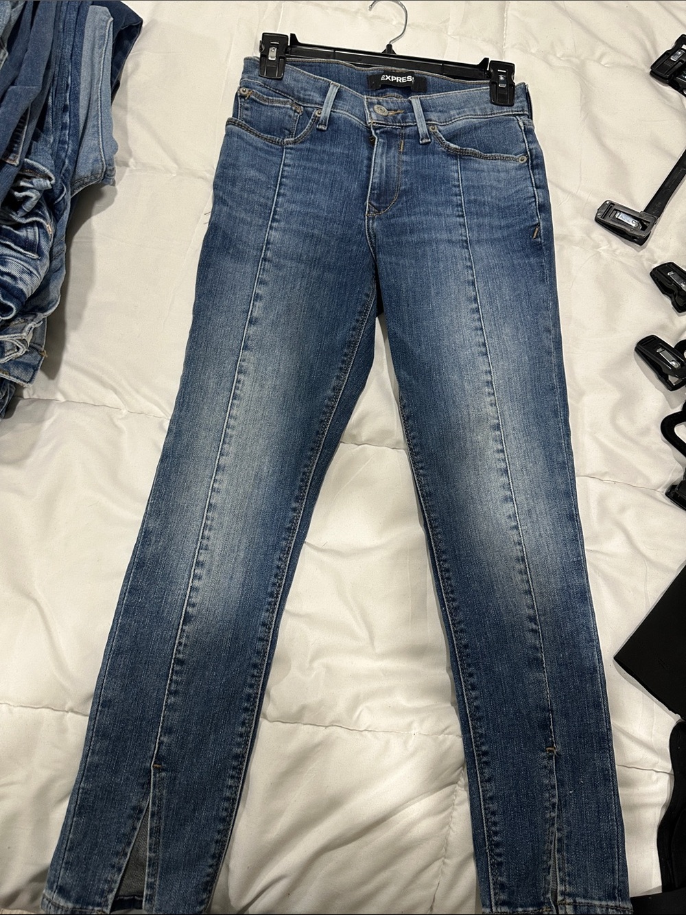 Express Skinny Jeans in Medium Blue Wash
